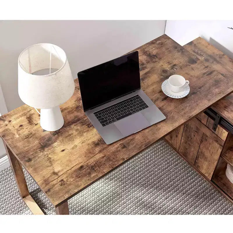 47.25 Bureau en L, Poste de travail avec crédence à porte coulissante de style grange, Bureau réversible pour bureau à domicile, Poste de travail flottant avec dos fini