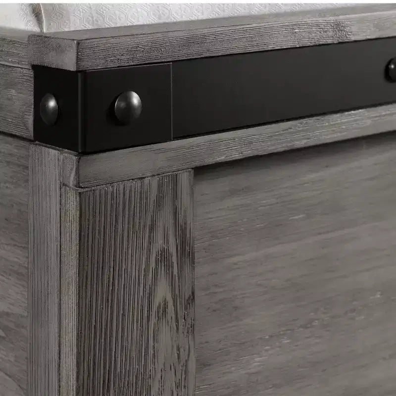 Ensemble de chambre à coucher King Panel gris - : Comprend commode, chiffonnier et table de chevet