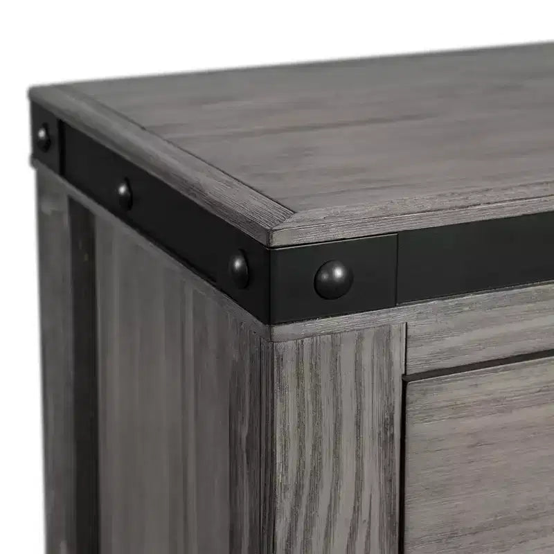 Ensemble de chambre à coucher King Panel gris - : Comprend commode, chiffonnier et table de chevet